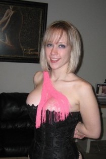, 23  female escort, winnipeg